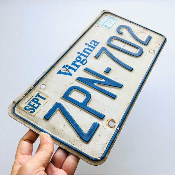 1982 Virginia VA License Plates Number White Navy ZPN-702 Sep 82 Barn Wall Decor - Picture 2 of 3